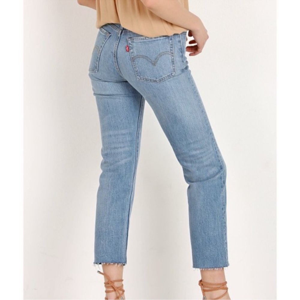 Levi's Wedgie Straight Leg Jean - size 27
